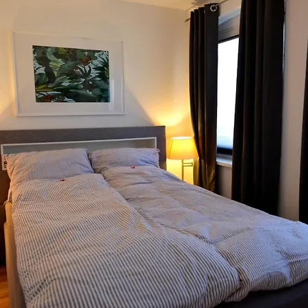 Backbord Apartment *