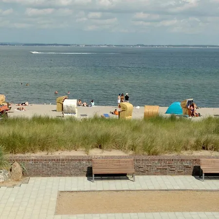 Backbord Apartment *